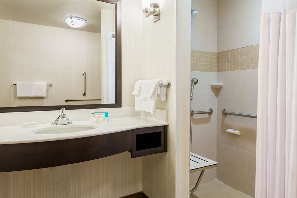Hilton Garden Inn Wayne Cameră foto